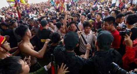 Bài 1: Hưởng thụ giá trị văn hóa trong lo lắng, bất an