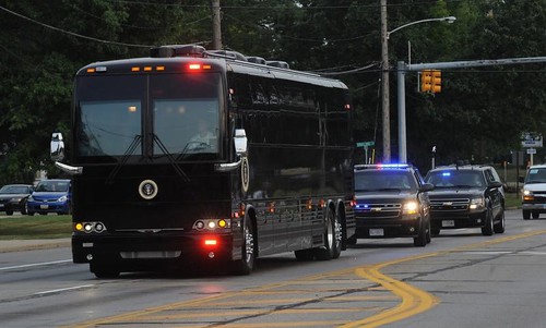 Khám phá siêu xe bus chống đạn “Ground Force One” dành cho Tổng thống Mỹ