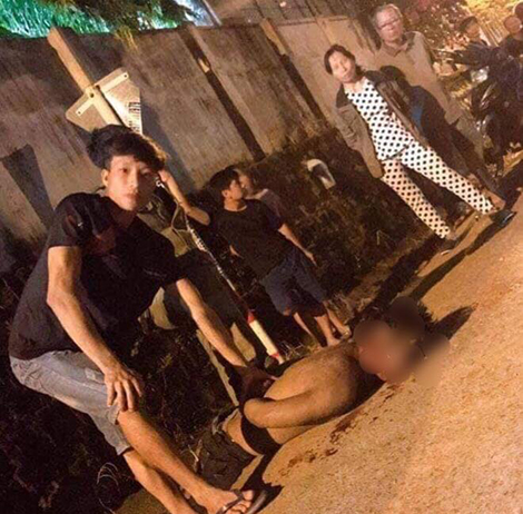 Cần chấm dứt thói côn đồ theo đám đông