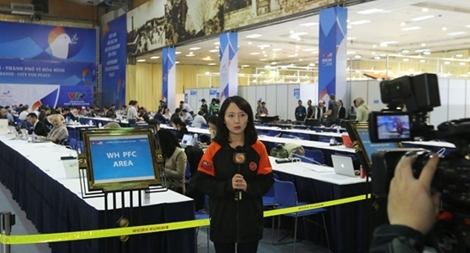 “Ghi điểm” tuyệt đối trong lòng phóng viên quốc tế