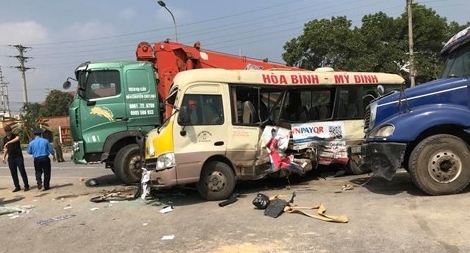 Tạm giam lái xe gây tai nạn trên Đại lộ Thăng Long khiến 2 người tử vong