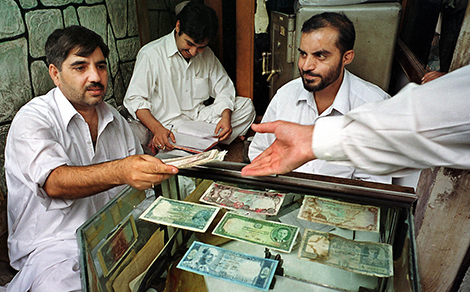 Nguồn tài chính của IS đến từ đâu?