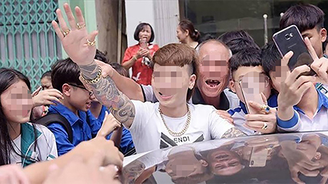 Khi giới trẻ lệch lạc về thần tượng