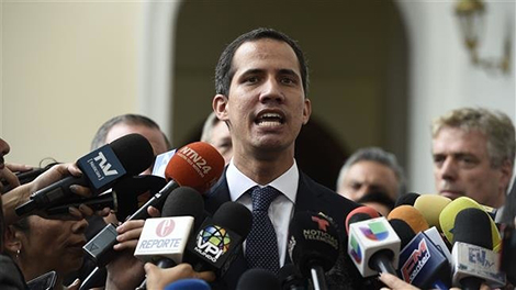 Venezuela với vòng xoáy cuộc chiến từ bên ngoài