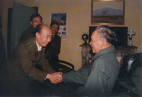 Người mở đường giữ đất