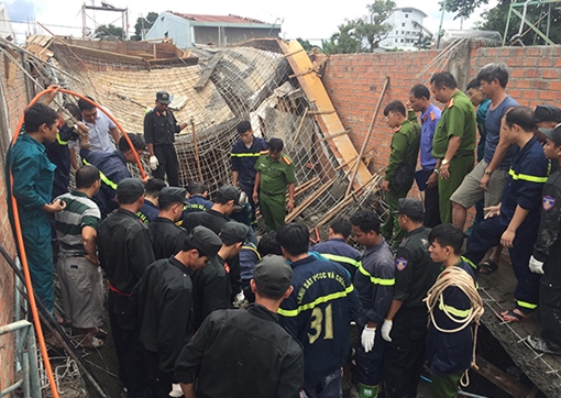 Sập dàn giáo, 1 người chết, 1 người bị thương