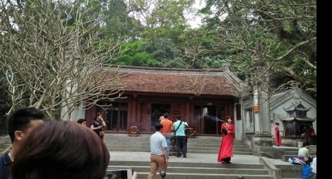 Gỡ những nút thắt để phát triển du lịch trực tuyến