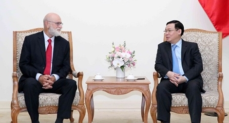 Phó Thủ tướng Vương Đình Huệ tiếp chuyên gia kinh tế nông nghiệp hàng đầu thế giới