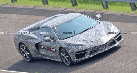 Suất tham dự lễ ra mắt Chevrolet C8 Corvette được bán giá… 350 triệu