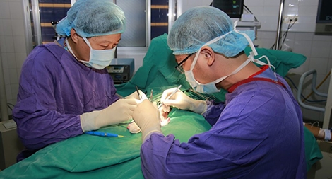 Những bàn tay vàng trong phẫu thuật tạo hình