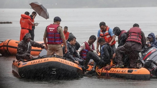 12 người chết đuối trong nghi lễ tôn giáo ở Ấn Độ