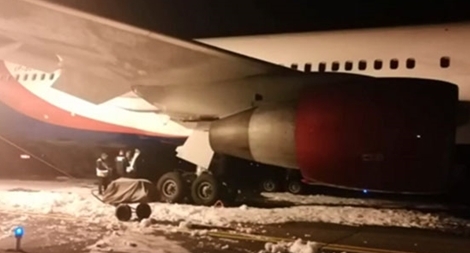 56 người bị thương trong vụ máy bay bốc cháy