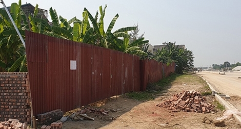 Đua nhau “nhảy dù” chiếm giữ “đất vàng”