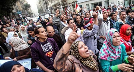 Ai tiếp tay cho biểu tình tại Ai Cập?