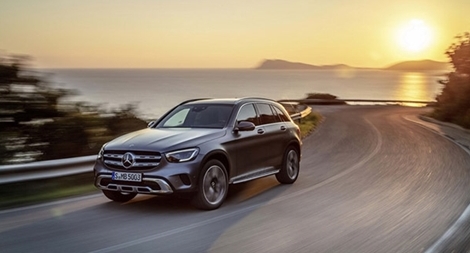 Xe sang của Mercedes-Benz bị triệu hồi vì lỗi... rơi túi khí