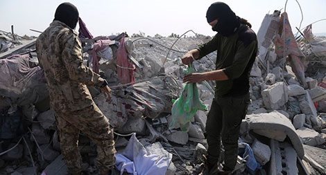 “Vòi bạch tuộc” IS chưa thể bị chặt đứt