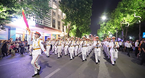 Tình cảm quân dân gắn bó