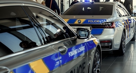 Cảnh sát Czech được trang bị xe tuần tra BMW 7-Series