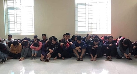 Xây hầm kiên cố để... chơi bạc