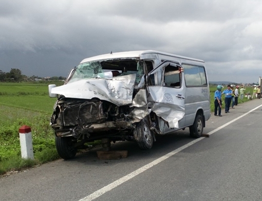 (NÓNG TRONG TUẦN) Thi hài 16 nạn nhân trong container ở Anh được hồi hương, mẹ nữ sinh ship gà nhận án 20 năm tù