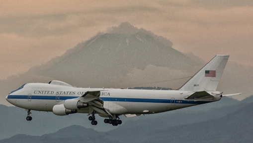 Mỹ sẽ thay thế dàn máy bay “Ngày tận thế”