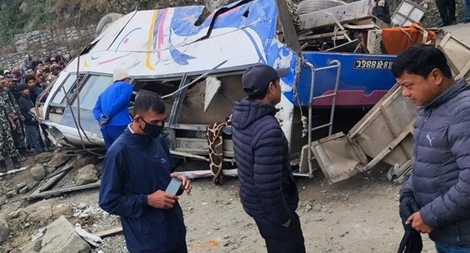 Xe chở người hành hương gặp nạn, ít nhất 32 người thương vong