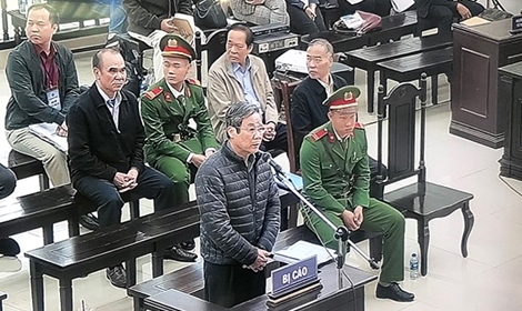 (NÓNG TRONG TUẦN) Xét xử đại án Mobifone mua AVG, nữ sinh viên bị sát hại trong nhà nghỉ và osin bạo hành bé gái bị bắt