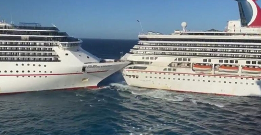 Hai du thuyền siêu sang đâm nhau giữa biển