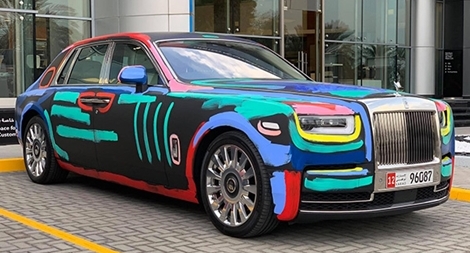 Đẹp ngỡ ngàng chiếc siêu xe sang “7 sắc cầu vồng”