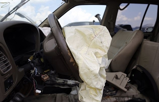 Gần 35 vạn xe Nissan bị triệu hồi vì lỗi túi khí