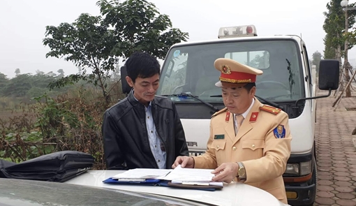 Tài xế xe Bus Cầu Bươu “say rượu” chở khách