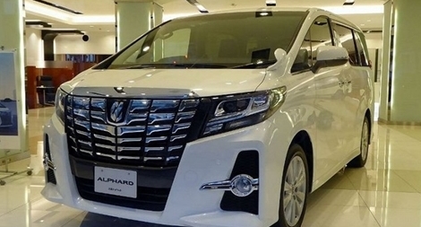 Xe hạng sang Toyota Alphard có nguy cơ gây chấn thương cho người sử dụng