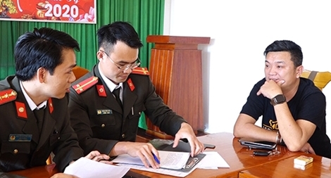 Xử lý đối tượng lập nhóm Zalo chỉ điểm các chốt Công an làm việc