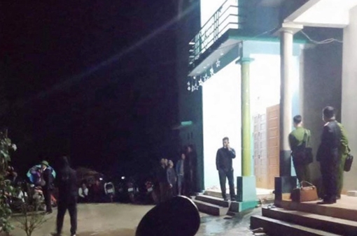 Ghen tuông, chém vợ rồi tự tử