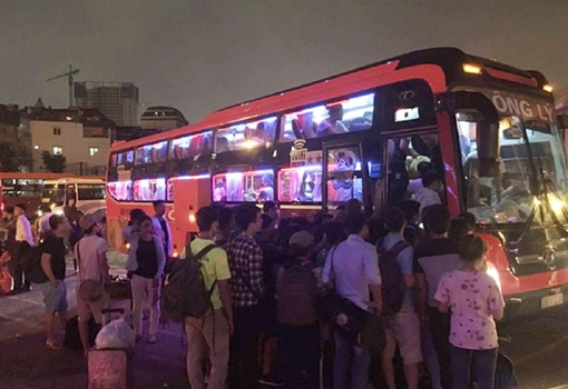 Mở bến xe sau 0h: Lo mất nhiều hơn được