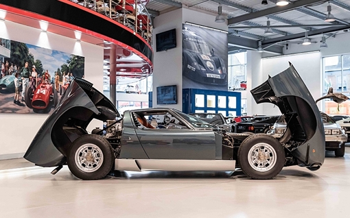 Chiếc xế cổ bị “hắt hủi” được hét giá 75 tỷ đồng