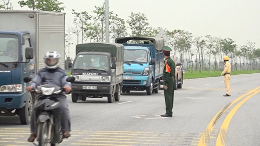 Công an Hải Dương nỗ lực ngày đêm kiểm soát dịch COVID-19