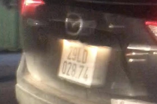 Tài xế Mazda CX5 tông bé gái đi xe đạp điện rồi bỏ chạy