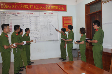 Giữ yên thành phố bên sông Đà