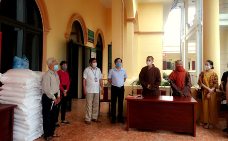 Những bao gạo biết kể chuyện