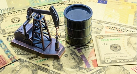 Cạnh tranh tay ba trong cuộc chiến giá dầu