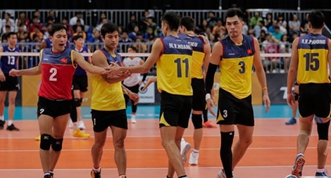 Bóng chuyền Việt Nam làm mới với thầy ngoại