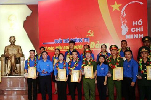 Những tấm gương tiêu biểu làm theo lời Bác