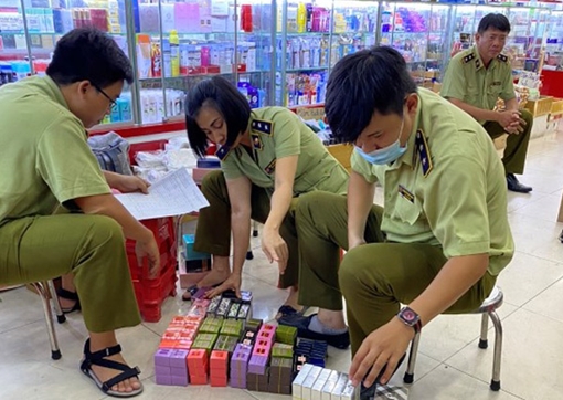 Người tiêu dùng thận trọng để tránh mua hàng giả trên mạng xã hội