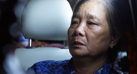 Vụ sập công trình xây dựng: Những chuyến xe trĩu lòng người tha phương