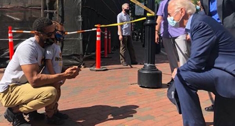 Cử tri Mỹ đang đắn đo trước khủng hoảng kép?