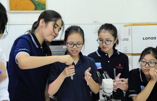 Đẩy mạnh giao quyền tự chủ cho các trường phổ thông