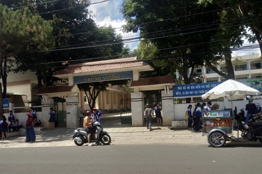 Công an vào cuộc vụ lộ đề thi môn Ngữ văn lớp 9