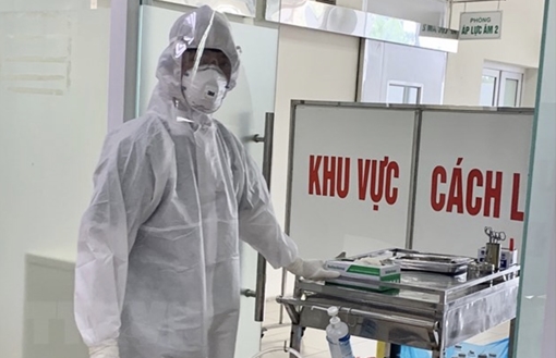 8 chuyên gia Nga sang Việt Nam làm việc nhiễm COVID-19