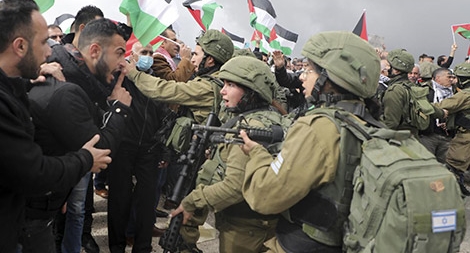 Vì sao Israel phải hoãn sát nhập Bờ Tây?